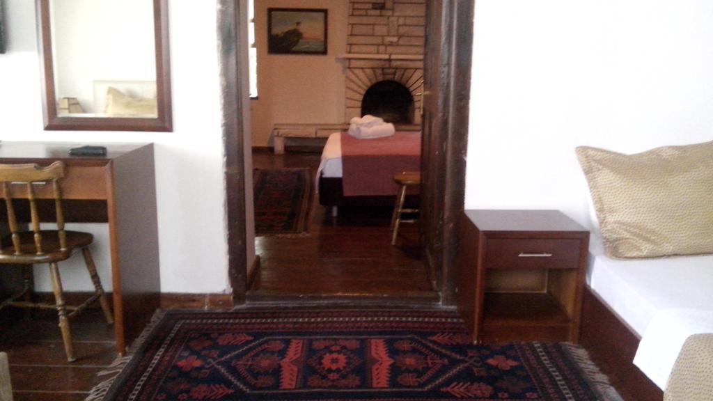Kaleici Ozkavak Hotel Antalya Rum bild