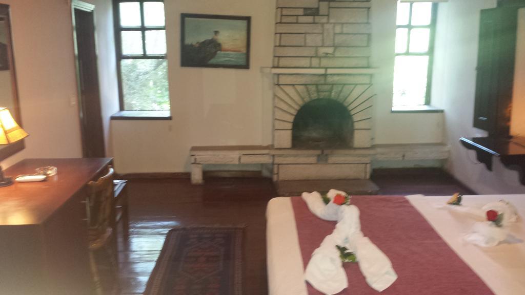 Kaleici Ozkavak Hotel Antalya Rum bild