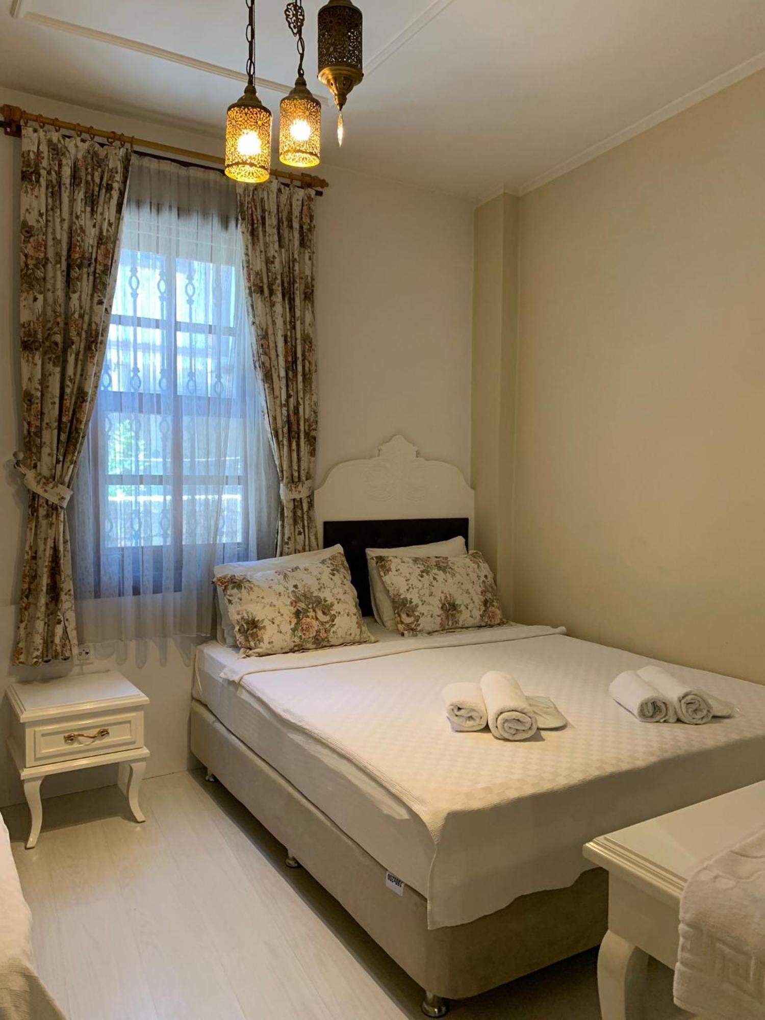 Kaleici Ozkavak Hotel Antalya Rum bild