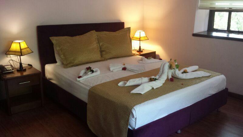 Kaleici Ozkavak Hotel Antalya Rum bild