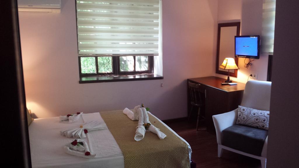 Kaleici Ozkavak Hotel Antalya Exteriör bild