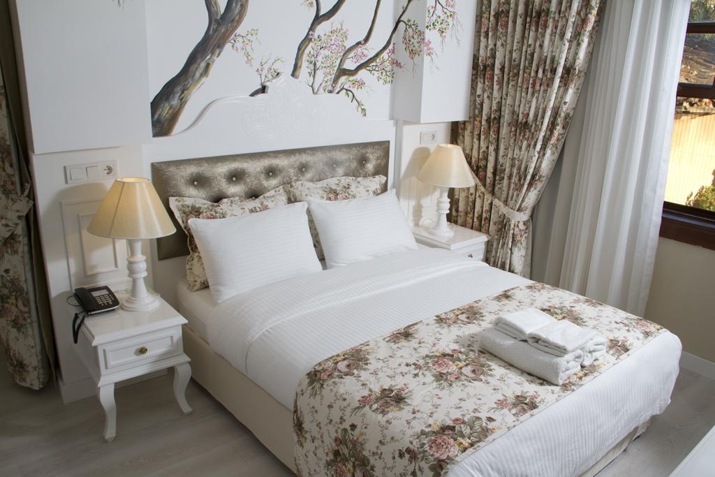 Kaleici Ozkavak Hotel Antalya Rum bild