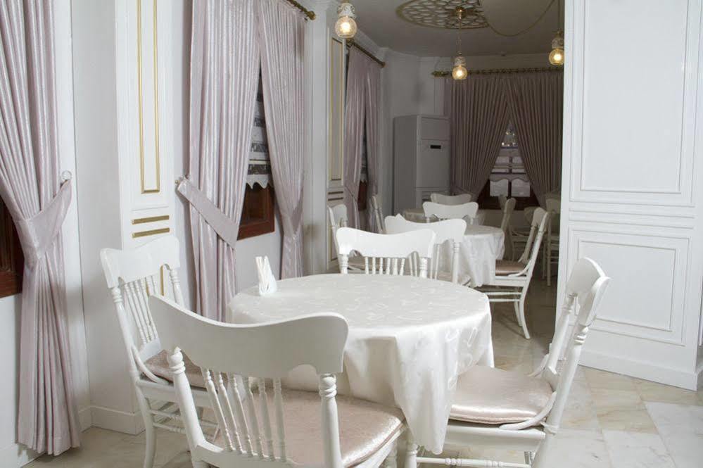 Kaleici Ozkavak Hotel Antalya Exteriör bild